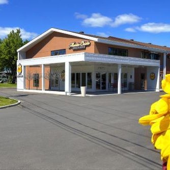 Hotel & Suites Monte-Cristo Thumbnail