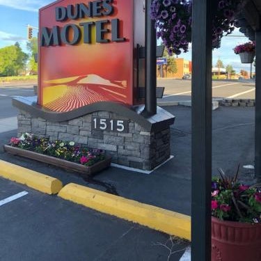 Dunes Motel - Bend Thumbnail