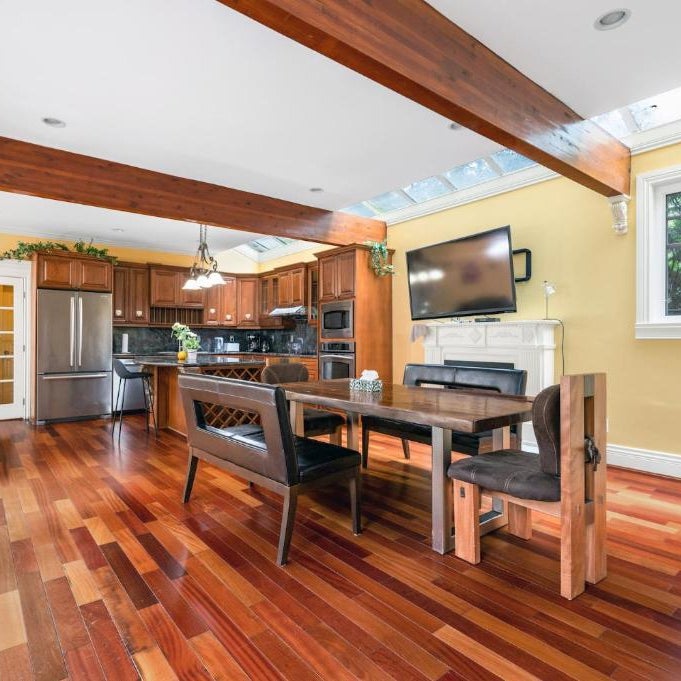 Charming Retreat on Cypress Street, Your Home Away from Home Thumbnail