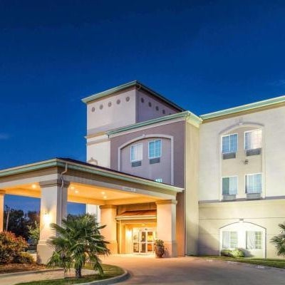 Quality Inn And Suites Groesbeck Thumbnail