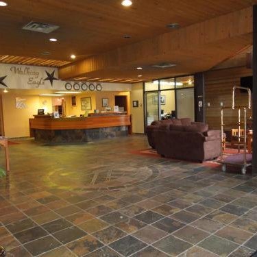 Walking Eagle Inn & Lodge Thumbnail