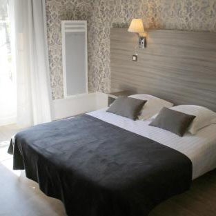 Grand Hôtel de Bourbon-Lancy - Spa et Restaurant - Logis