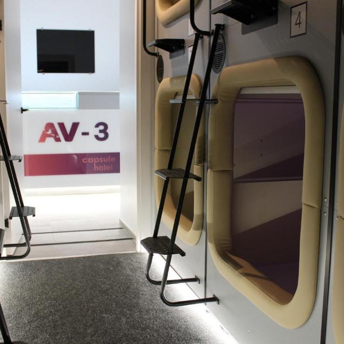 AV-3 capsule hotel Thumbnail