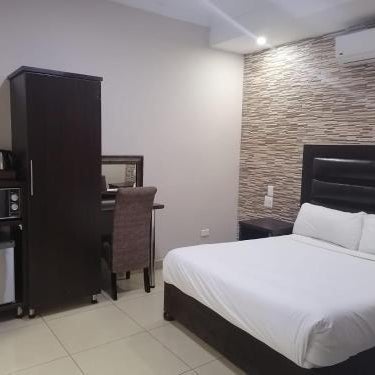 Bayside Self Catering and Hotel 14 Monty Naicker Pinestreet Durban Thumbnail