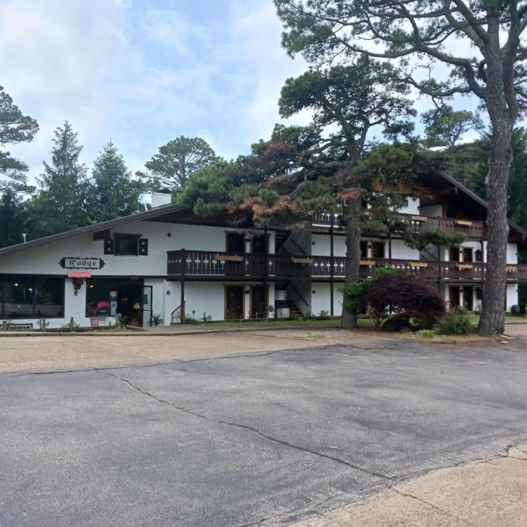 Bavarian Inn Motel & Restaurant Thumbnail