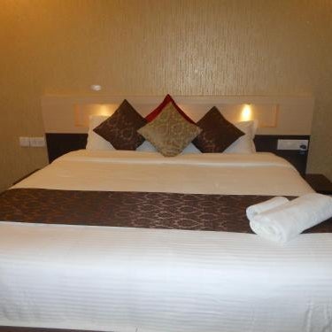 Hotel Omicron 1 BHK Studio room