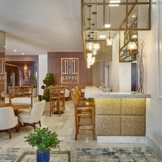 Lefel Hotel
