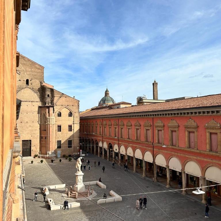 Frame Bologna Thumbnail