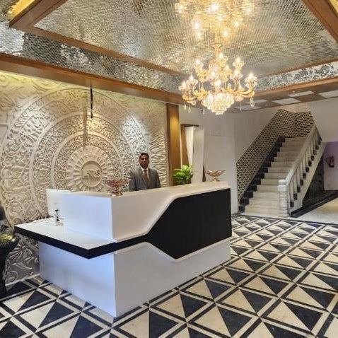 Hotel Red Stone