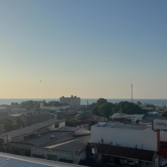 Los Guacamayos La Ceiba Thumbnail