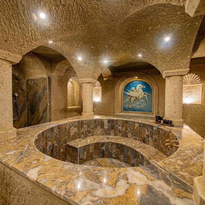 Ares Cave Suites