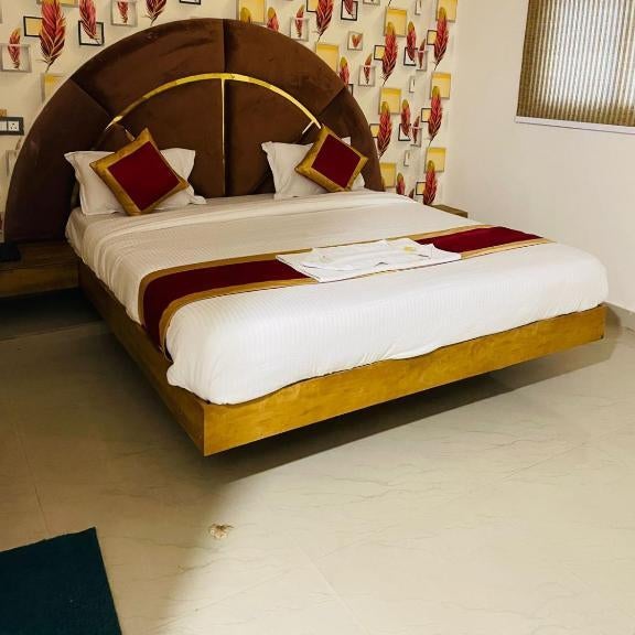 FabHotel Signor Thumbnail