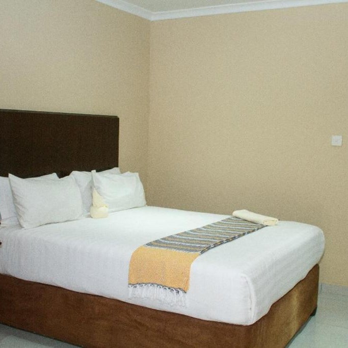 Kamanga Safari Lodge Thumbnail