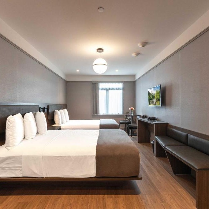 The Melrose Hotel Thumbnail