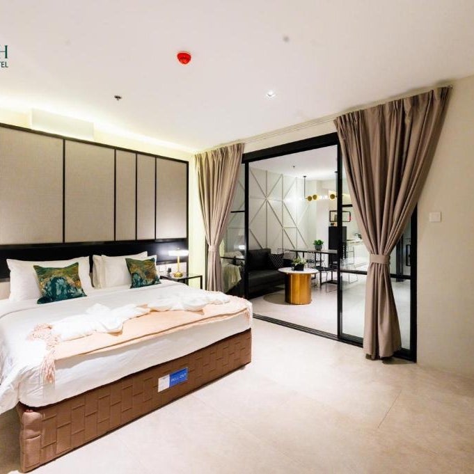 SixtyFifth Destination Resort Hotel Thumbnail