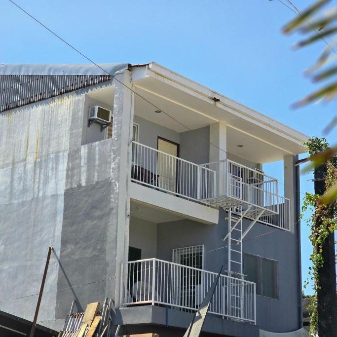 Surfside Hostel LU Surf Town Thumbnail