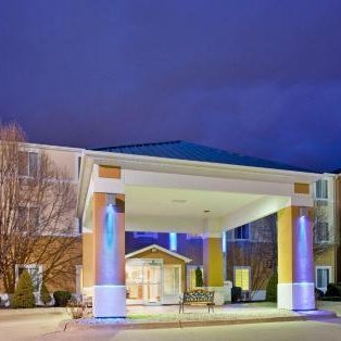 Baymont by Wyndham Kirksville University Area Thumbnail