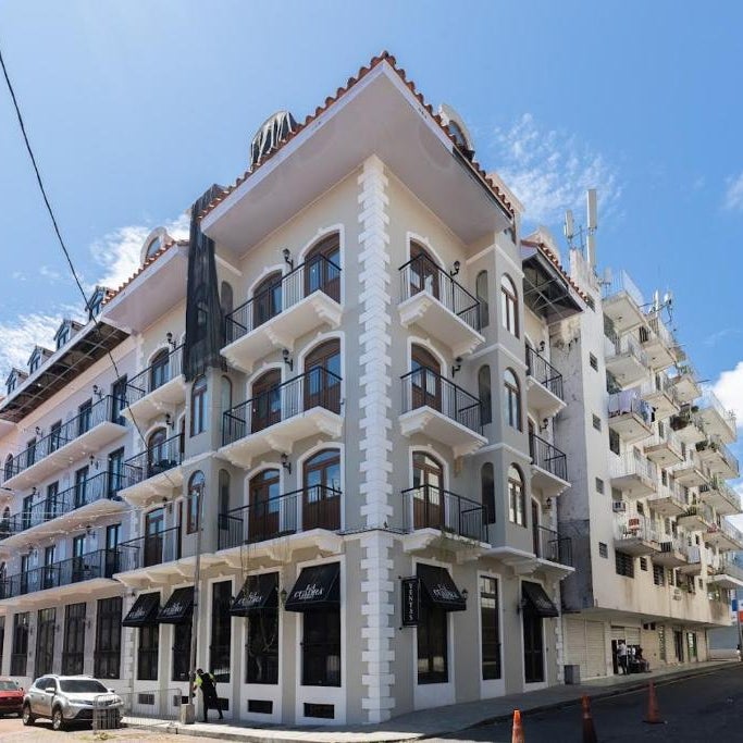 La Cuadra Apartments by AcoModo