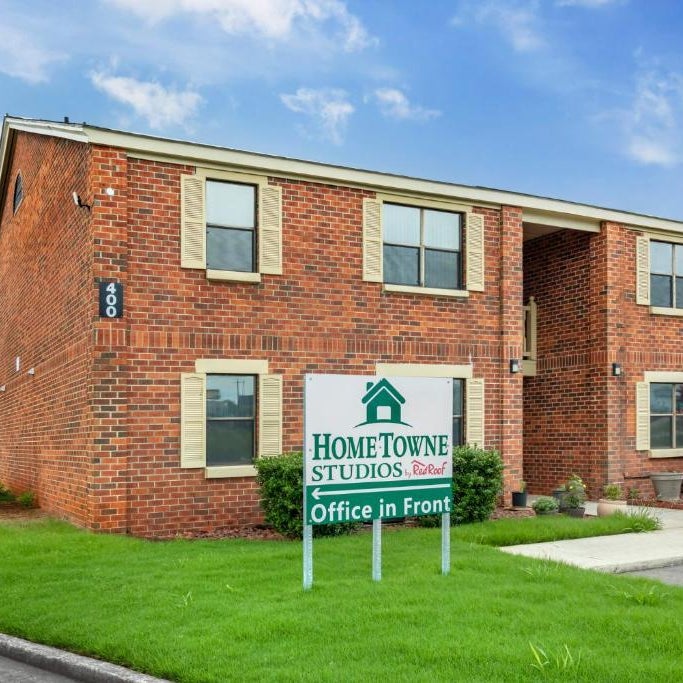 HomeTowne Studios by Red Roof Huntsville - Madison Thumbnail