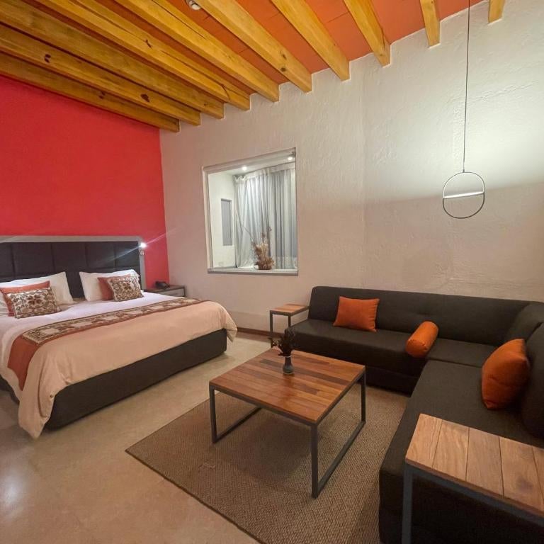 ANUIES Valle de Bravo HOTEL y CONVENCIONES Thumbnail