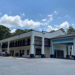 Speedway Inn & Suites Thumbnail