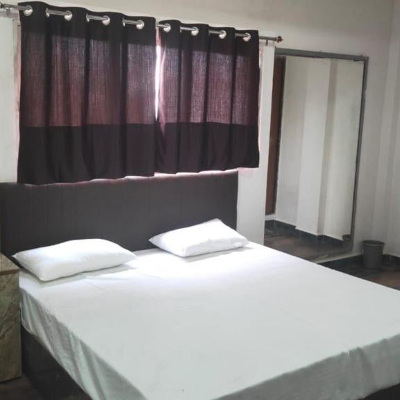 Hotel LION'S BNB Thumbnail