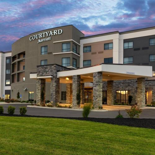 Courtyard by Marriott Cleveland Elyria Thumbnail