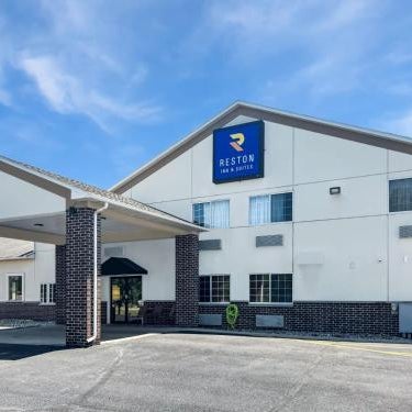 Reston Inn & Suites Thumbnail