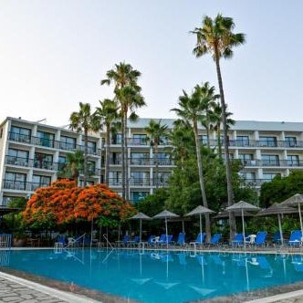 Veronica Hotel Thumbnail
