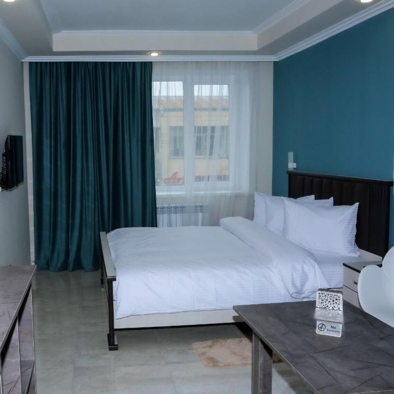 Vell Grey Hotel Thumbnail