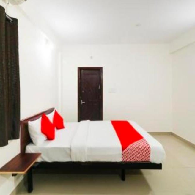 Hotel Prakrathi Residency