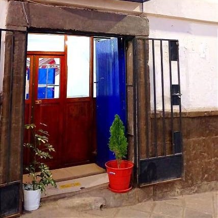 HOSTAL La RASA