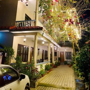 Peacock - a family-run hotel Thumbnail