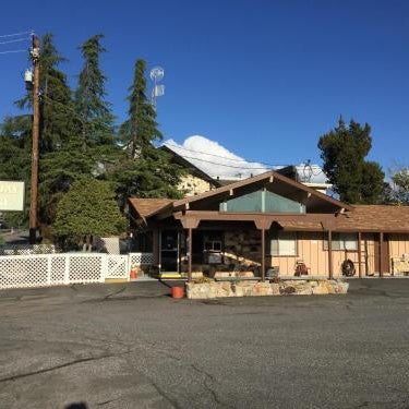 Holiday Lodge Thumbnail