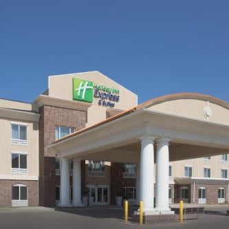 Holiday Inn Express Hotel & Suites Minot South By IHG Thumbnail