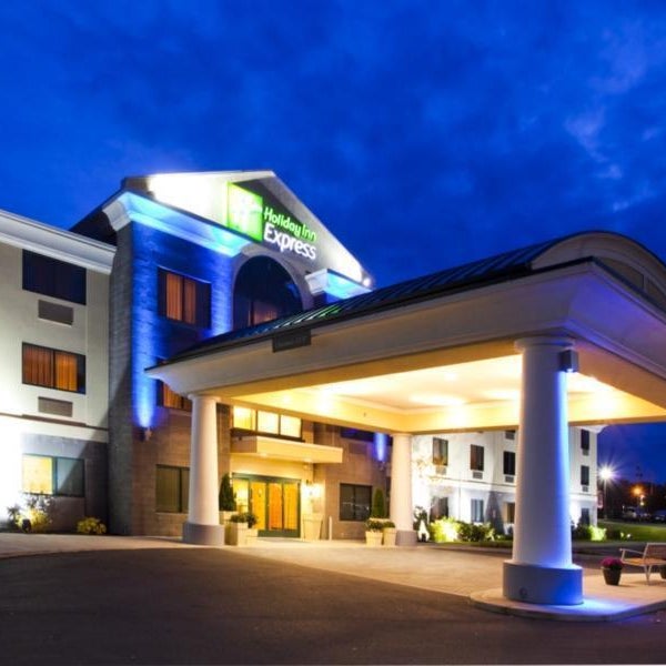 Holiday Inn Express Syracuse Airport By IHG Thumbnail