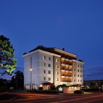 Poli Hotel