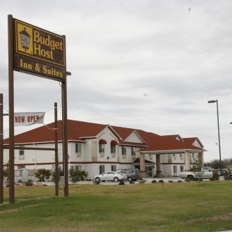 Budget Host Inn and Suites Cameron Thumbnail