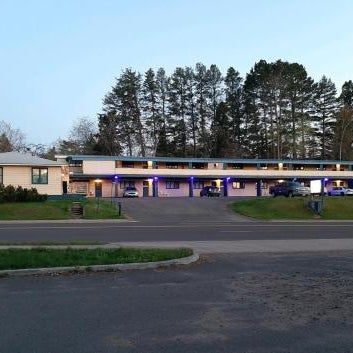 Love Hotels Timberline By OYO Lake Superior Thumbnail