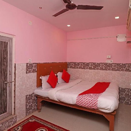 Hotel O Kunal
