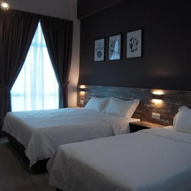 L Hotel