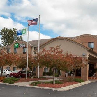 Holiday Inn Express Hotel & Suites Canton By IHG Thumbnail