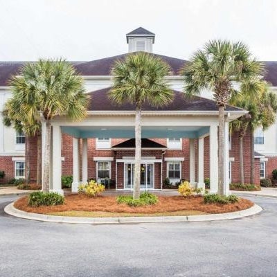 Comfort Inn & Suites Patriots Point Thumbnail