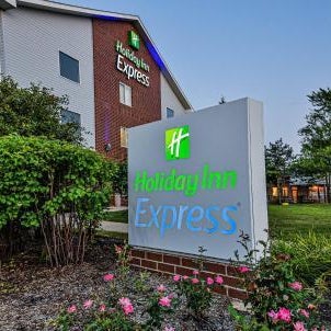 Holiday Inn Express Chicago Northwest-Vernon Hills By IHG Thumbnail