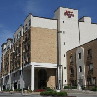 Residence Inn by Marriott Kansas City Country Club Plaza