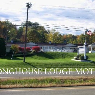 Longhouse Lodge Motel Thumbnail