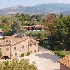 Antico Borgo Molino 7cento vicino ai Giardini di Ninfa