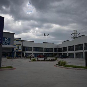 Hotel Royale IAH Airport North Houston I-45