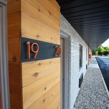 4411 Inn & Suites Thumbnail