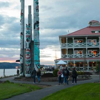 McMenamins Kalama Harbor Lodge Thumbnail